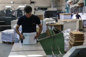 افزایش ناگهانی قیمت کاغذ در بازار