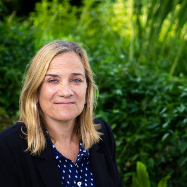 تلاش‌های ناگفته زنان در تاریخ علم: روایت‌هایی از پشت صحنه