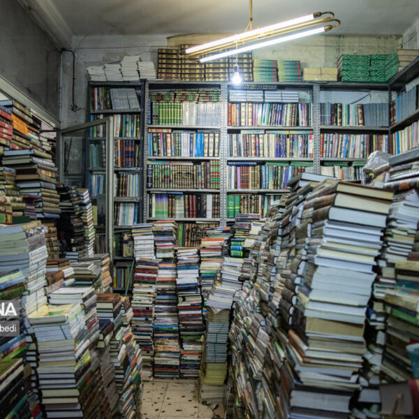 “چرا ادامه نشر کتاب‌های کاغذی یک اشتباه بزرگ است؟”