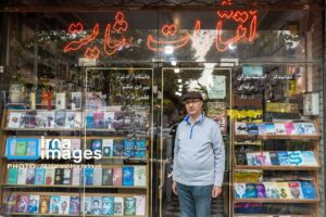 “داستان حیرت‌انگیز ناشری که از دل خانواده بی‌سواد به قله‌های موفقیت رسید!”