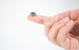 تراشه انقلابی برای احیای گفتار فلج‌ها: مجوز آزمایش صادر شد!