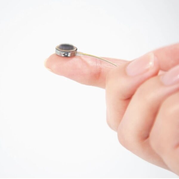 تراشه انقلابی برای احیای گفتار فلج‌ها: مجوز آزمایش صادر شد!