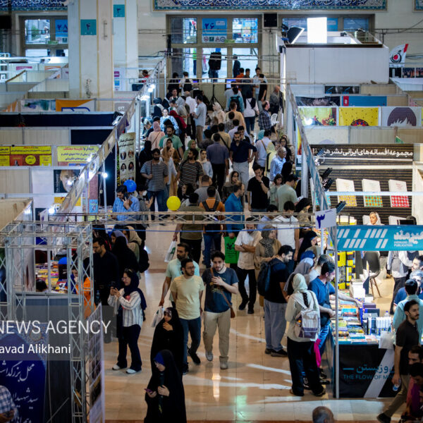 پرفروش‌ترین کتاب‌های مجازی نمایشگاه کتاب: آثار دینی و رمان در صدر جدول قرار گرفتند