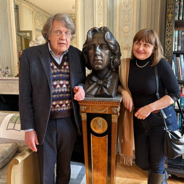 رونمایی جنجالی از مجسمه اسکار وایلد در قلب پاریس!