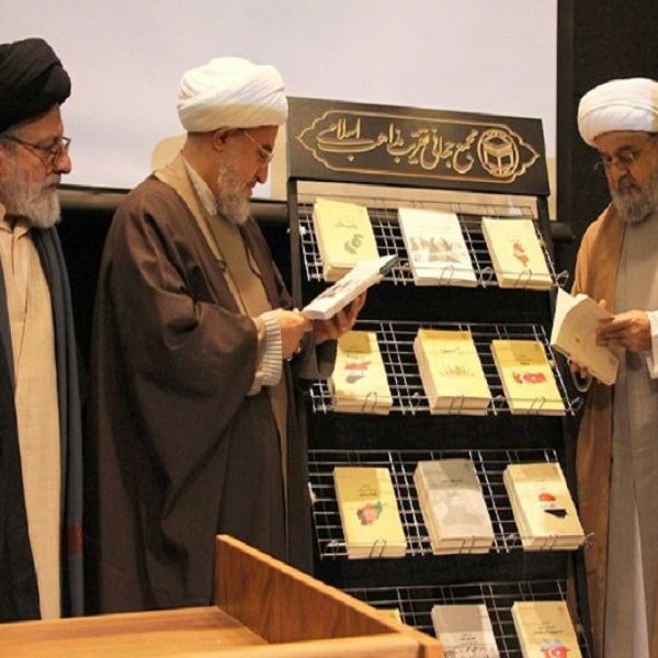 رونمایی از ۱۲ کتاب جنجالی درباره جهان اسلام!