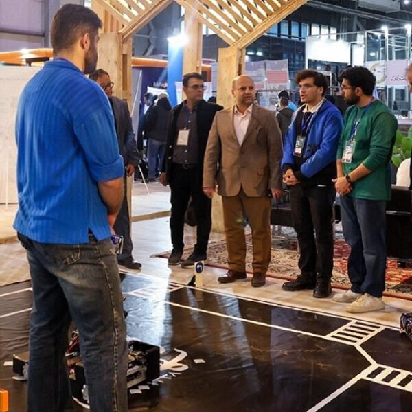 معاون وزیر فرهنگ: نمایشگاه پژوهش و فناوری، نقطه عطفی در عرصه رسانه!